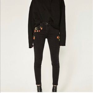 Zara Embroidered Black High Rise Skinny Jeans